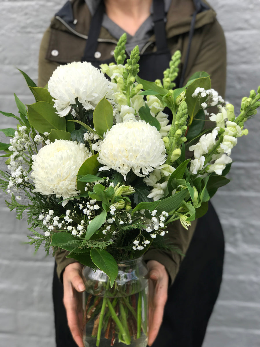 Alternative flowers to roses for Valentine's Day