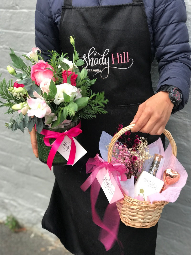 Florist Elsternwick Gift Pack Shadyhill Luxury Flower