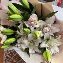Rose Lily Bouquet
