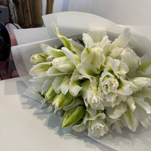 Rose Lily Bouquet