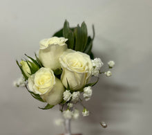 Buttonhole / wrist corsage