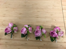 Buttonhole / wrist corsage