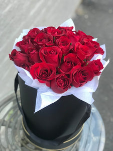 Best flower delivery brighton luxury rose hatbox 02