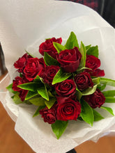 Fall in love - Valentine's Day Red Rose Bouquet